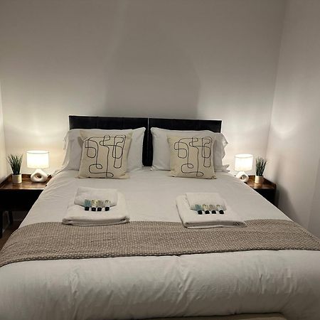 3 Bed Chill Glouc Free Parking Villa Gloucester Exterior foto