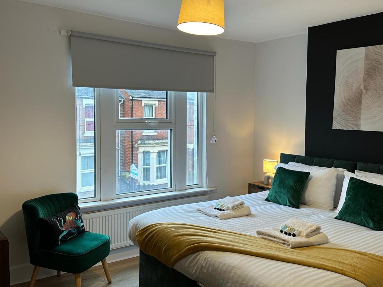 3 Bed Chill Glouc Free Parking Villa Gloucester Exterior foto
