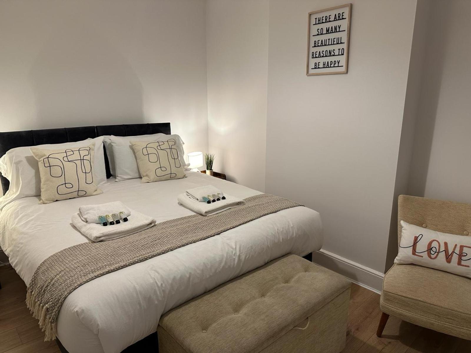 3 Bed Chill Glouc Free Parking Villa Gloucester Exterior foto