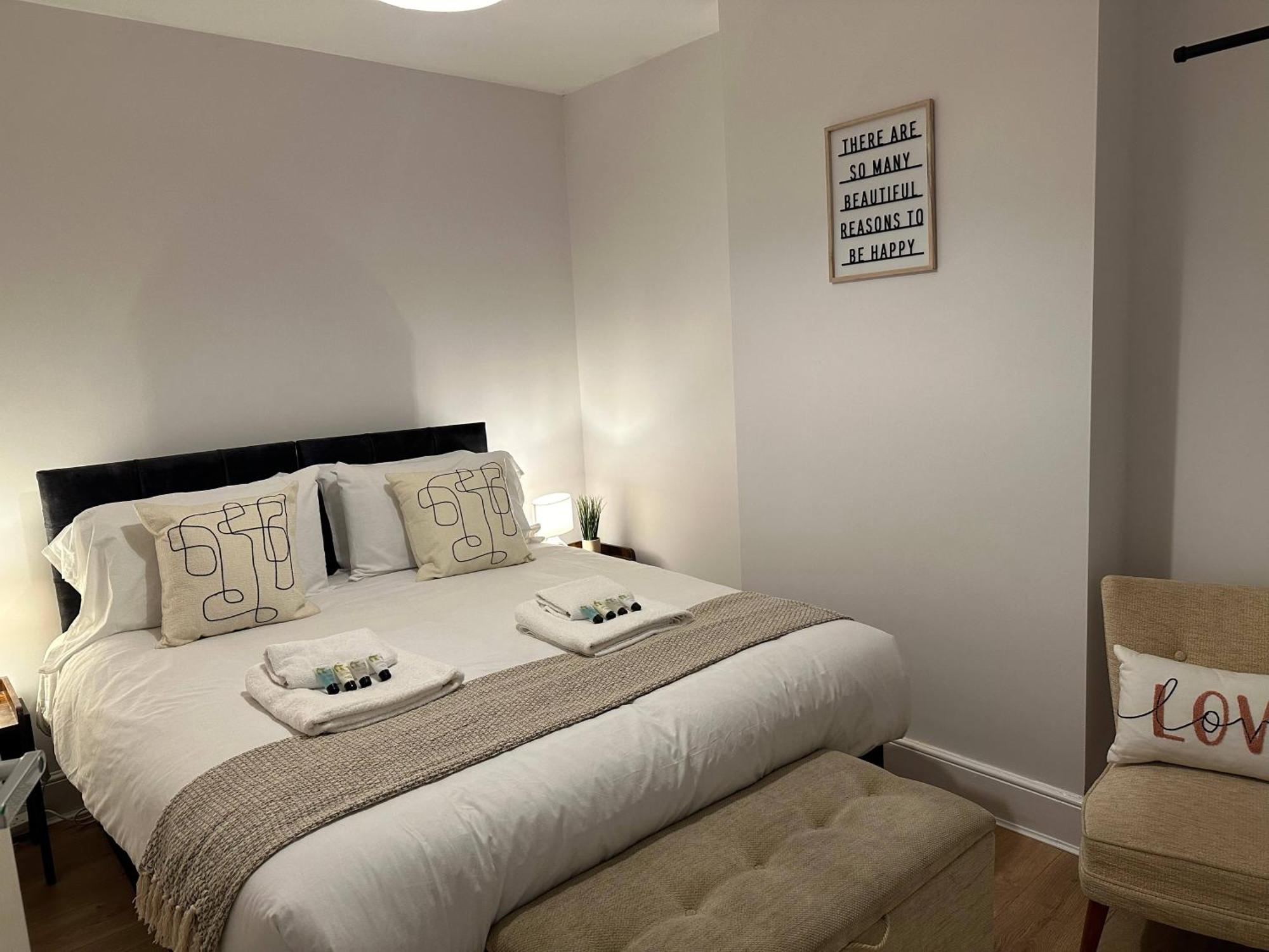 3 Bed Chill Glouc Free Parking Villa Gloucester Exterior foto