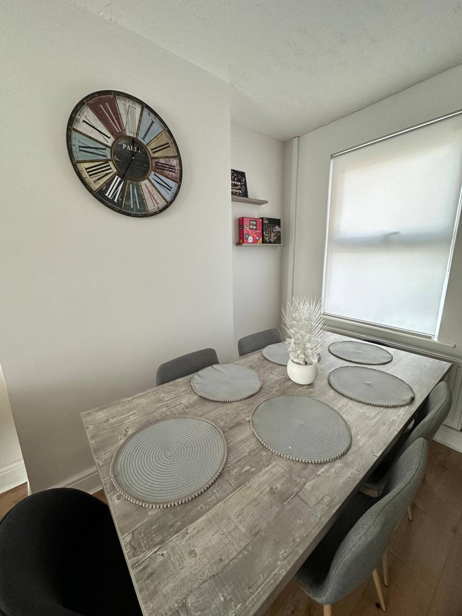 3 Bed Chill Glouc Free Parking Villa Gloucester Exterior foto